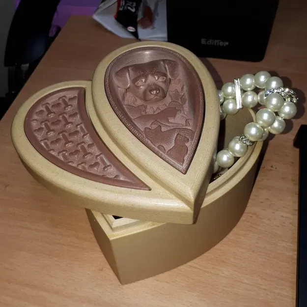 Hộp trang sức hình chó in từ gỗ và đồng - Image 1