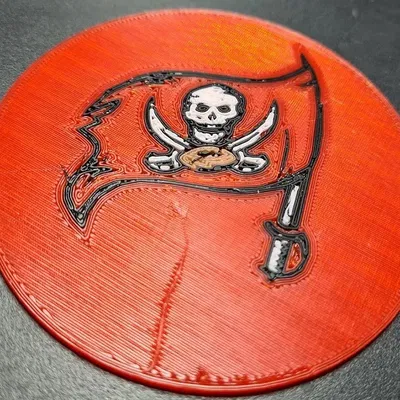 Đế lót ly đa vật liệu với biểu tượng Buccaneers