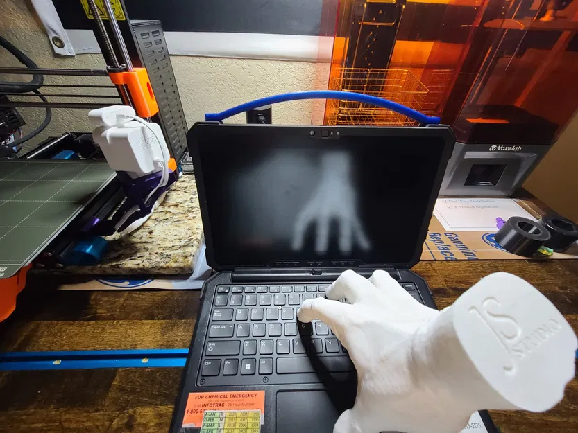 Tay cầm Dell Latitude 7220 in 3D thân thiện với người dùng - Image 1