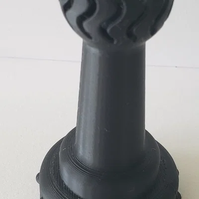 Nữ hoàng cờ vua Fidget với thiết kế in 3D độc đáo