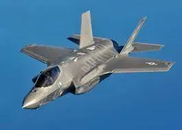 Mô hình máy bay chiến đấu F-35 Lightning II chi tiết - Image 1