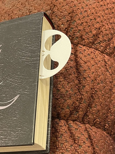 Dấu sách Jack và Sally trong phim Kỳ Nghĩa Giáng Sinh - Image 2