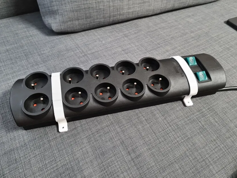 Giá đỡ gắn tường cho ổ cắm Brennenstuhl Primera-Line - Image 1