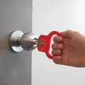 Công cụ xoay chìa khóa cho người khuyết tật vận động tay - Thumbnail 1