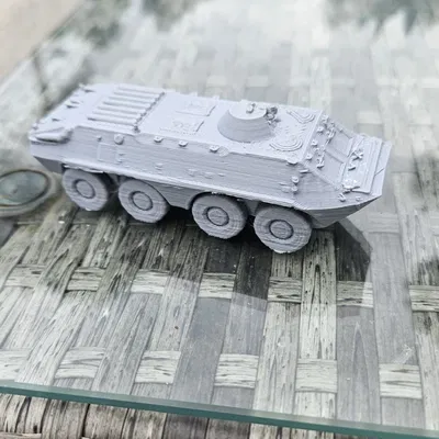 Xe bọc thép BTR trong Into the Radius