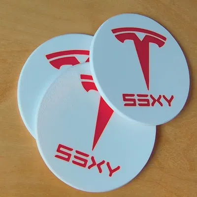 Đế lót ly Tesla S3XY với logo đặc trưng