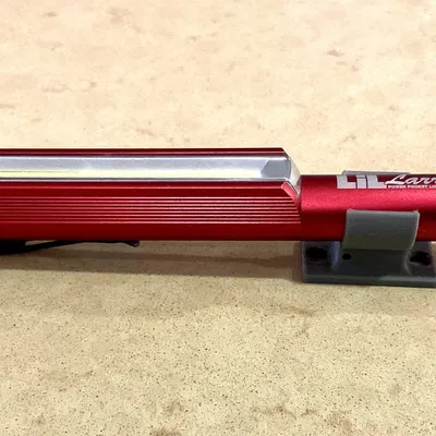 Giá đỡ đèn pin MagLite AA, D và NEBO/LilLarry với lỗ gắn