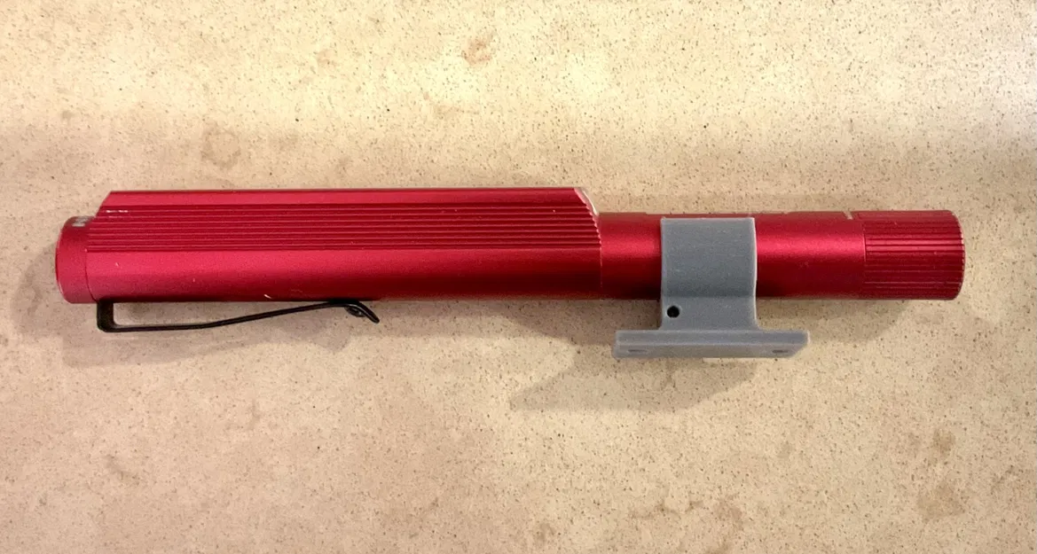 Giá đỡ đèn pin MagLite AA, D và NEBO/LilLarry với lỗ gắn - Image 5