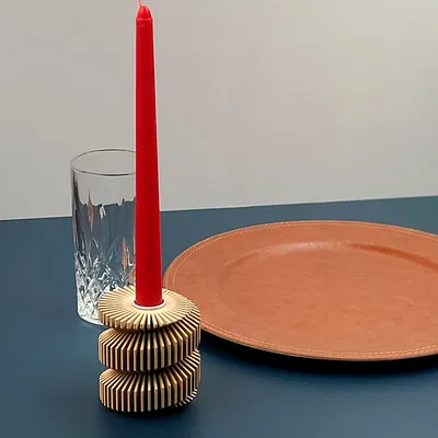 Giá đỡ nến thon tuyệt đẹp - Hình xoắn ốc