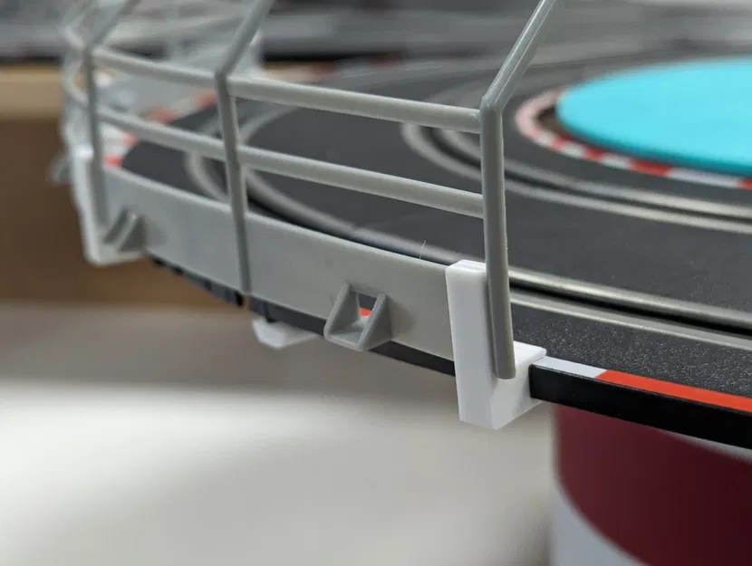 Cái kẹp hàng rào an ninh Carrera GO! - Image 1