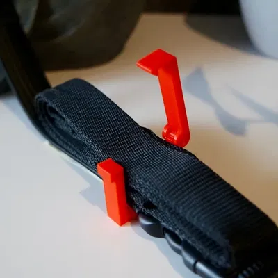 Kẹp cho dây đai ROK tiện lợi khi lưu trữ