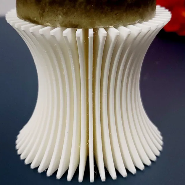 Giá đỡ nến tuyệt đẹp "The Curve" cho nến cột 3 inch - Image 3