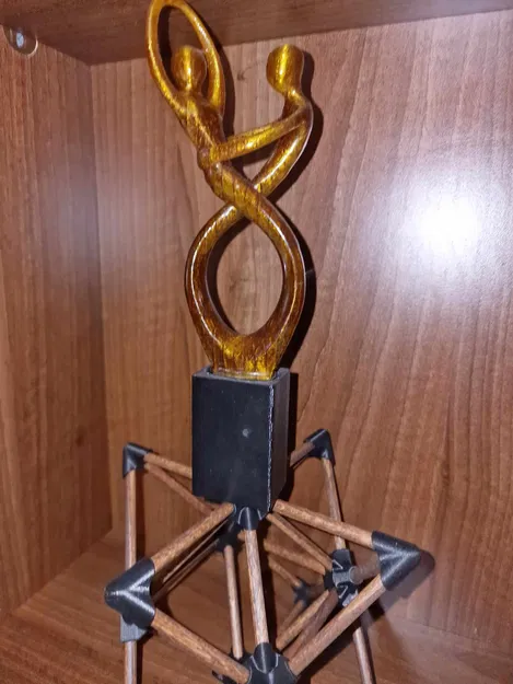 Tượng đôi yêu thương đang khiêu vũ - Image 1