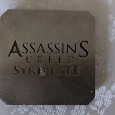 Đế ly Assassin's Creed Syndicate độc đáo và chất lượng cao