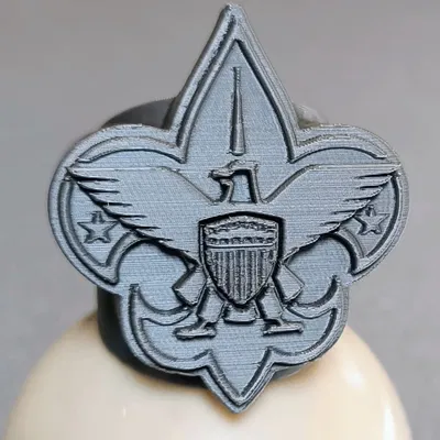 Biểu tượng woggle của Boy Scouts of America với logo 3D nhiều lớp