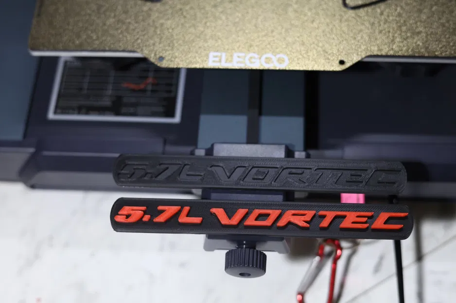 Biểu tượng Vortec 5.7 cho xe Chevrolet - Image 1