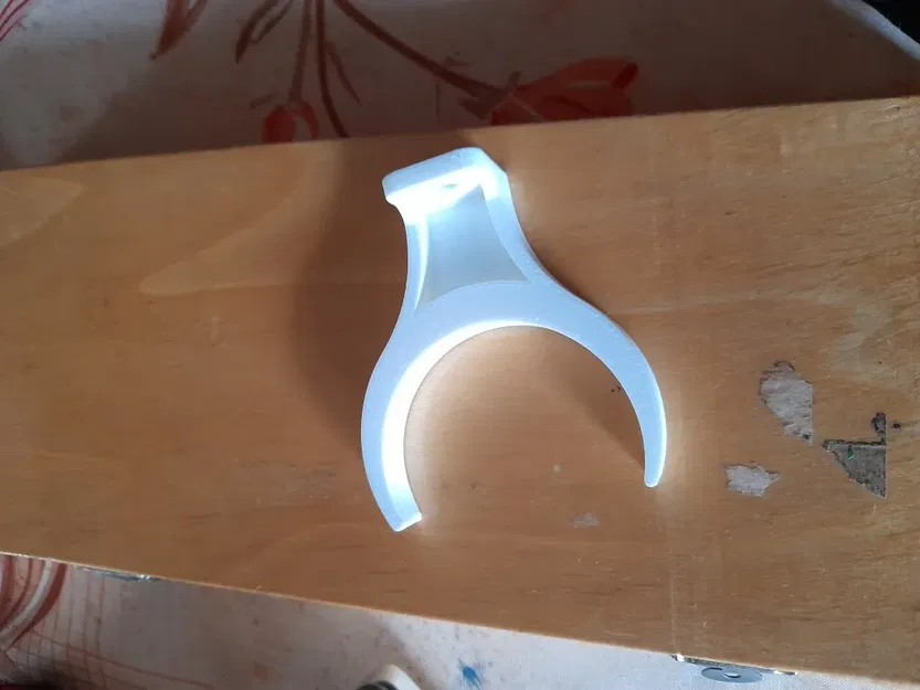 Bộ giá đỡ và kẹp cho máng nước nhựa nhỏ 50mm và 65mm - Image 4