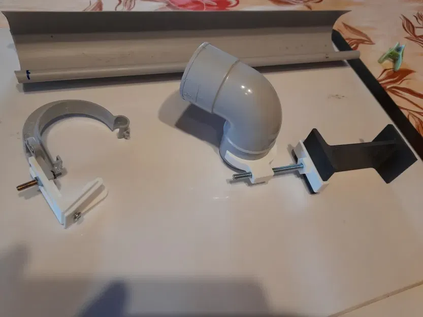 Bộ giá đỡ và kẹp cho máng nước nhựa nhỏ 50mm và 65mm - Image 9