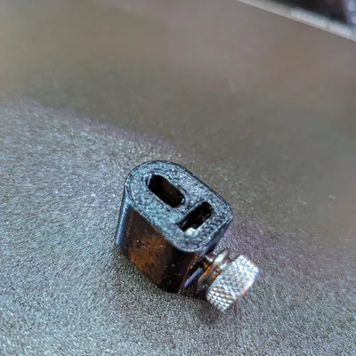 Kẹp cáp cơ bản cho cáp mạ vinyl