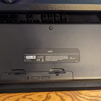 Thay thế chân cho bàn phím Logitech K360
