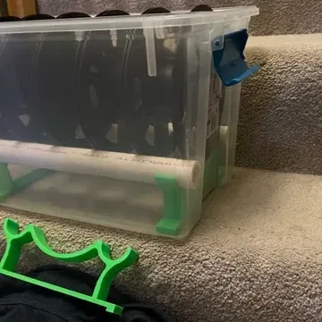 Giá đỡ PVC cho hộp khô Sterilite 20 qt