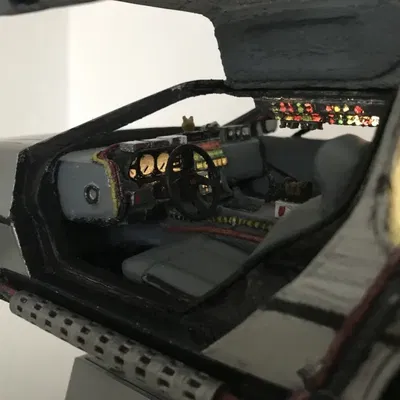 Xe DeLorean thời gian DIY với đèn LED