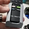 Giá đỡ điều khiển từ xa cho TV TCL và Toshiba Roku - Thumbnail 1