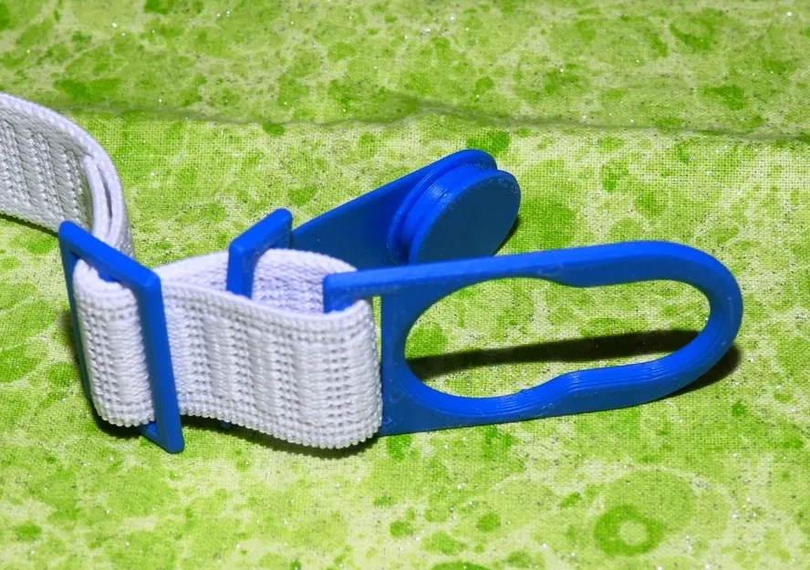 Cái móc giữ ga trải giường với thiết kế Fusion 360 - Image 3