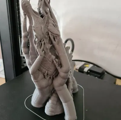 Bust rồng Drogon gắn tường độc đáo