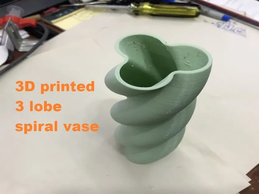 Bình hoa xoắn 3 cánh in 3D - Image 2