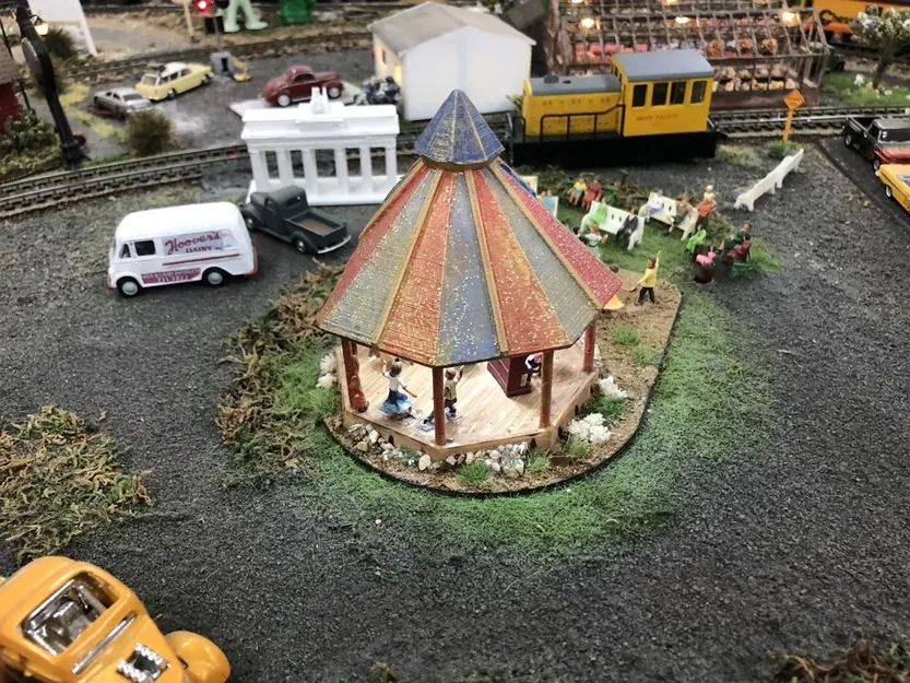 Bục biểu diễn mô hình tàu hỏa quy mô HO với đèn chiếu sáng - Image 3