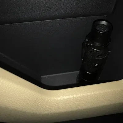 Giá đỡ đèn pin cho đèn LED Coast HP1