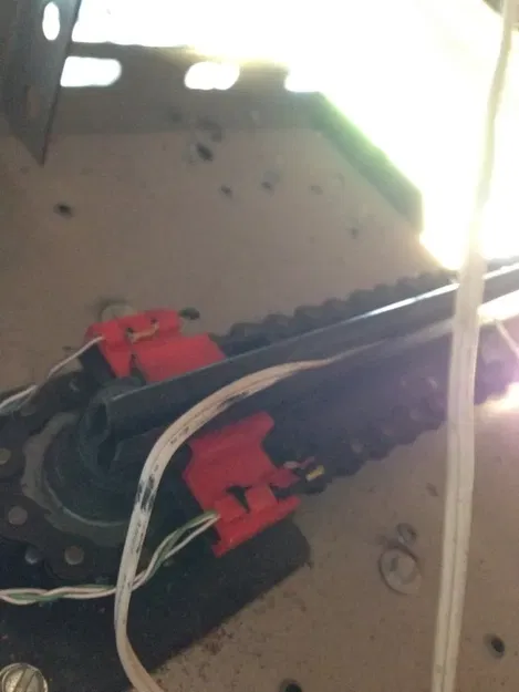 Cái kẹp cảm biến hiệu ứng Hall GarageMote cho bộ mở cửa gara... - Image 1