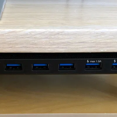 Giá đỡ mini cho Hub USB TP-LINK UH700