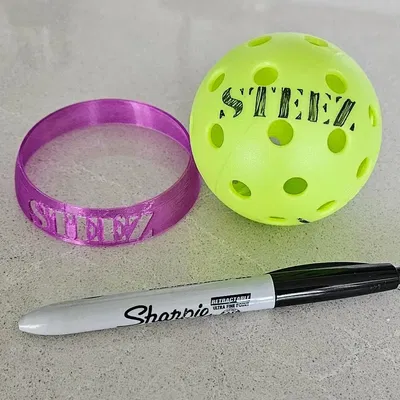 Dấu hiệu bóng pickleball tùy chỉnh để đánh dấu bóng của bạn