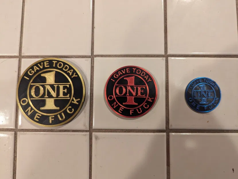 Đồng xu F**K to Give với chi tiết lớp trên/dưới - Image 1