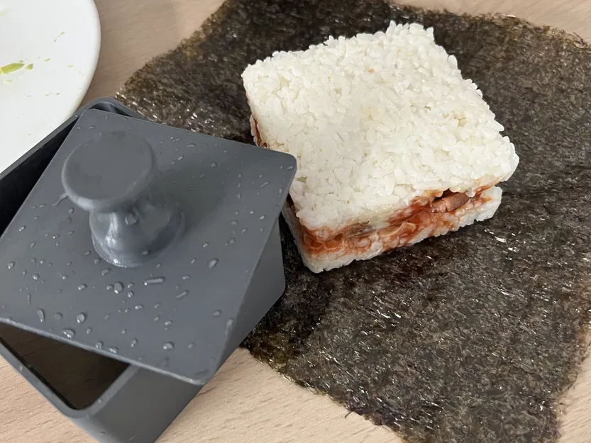 Máy ép Onigirazu tiện lợi cho bữa ăn Nhật - Image 2