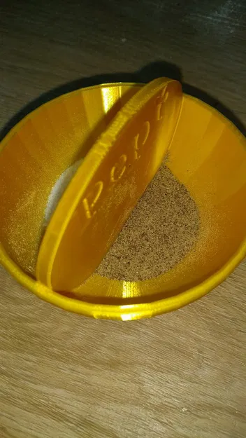 Giá đỡ muối và tiêu kiểu cổ điển từ ký ức tuổi thơ - Image 2