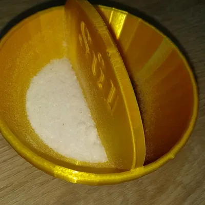 Giá đỡ muối và tiêu kiểu cổ điển từ ký ức tuổi thơ