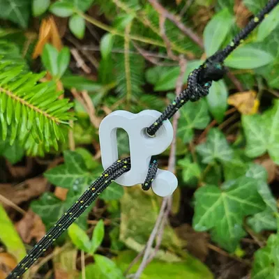 Công cụ siết dây paracord tối giản và bền bỉ