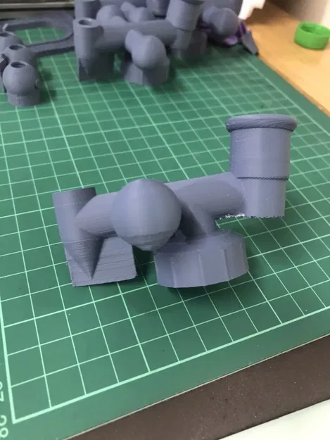 Thuyền làm từ nắp chai và bóng bay - Image 6