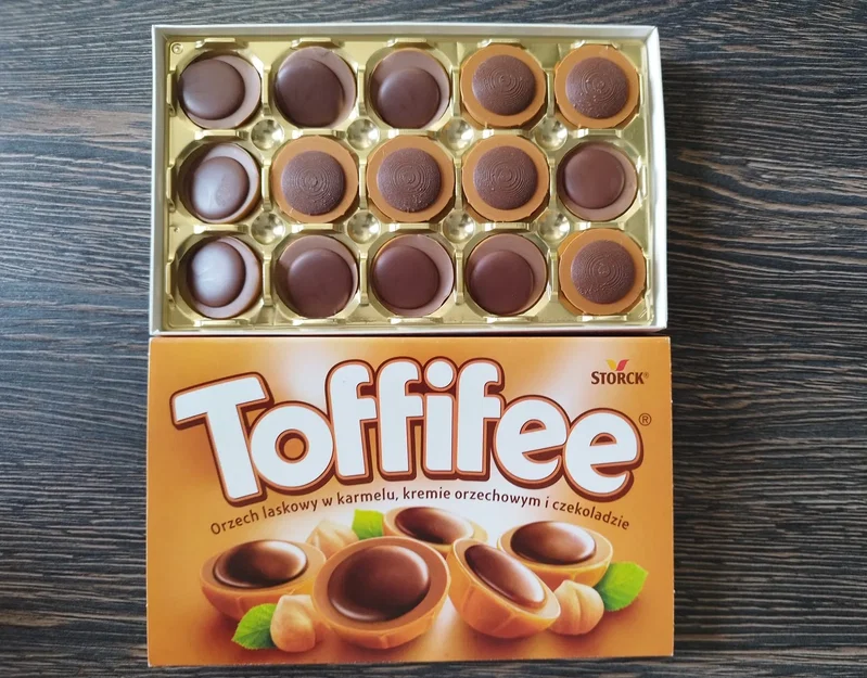 Mô hình kẹo Toffifee yêu thích của tôi - Image 2