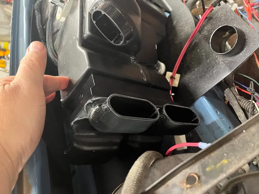 Thay thế ống dẫn khí điều hòa cho Vanagon VintageAir - Image 3