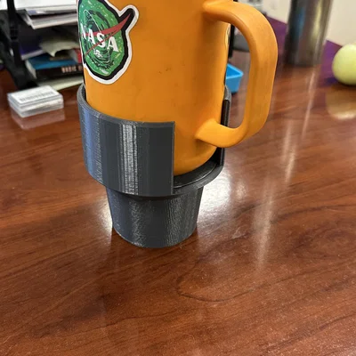 Bộ chuyển đổi giá đỡ cốc cho cốc lớn trong ô tô