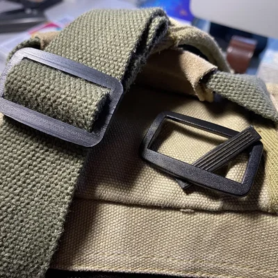 Khóa đai 38mm in bằng ABS hoặc HIPS