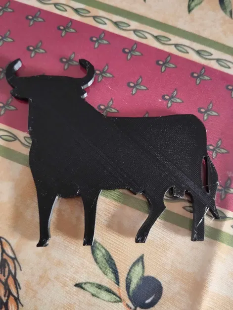 Bò tót Camargue - Biểu tượng vùng đất miền Nam nước Pháp - Image 1