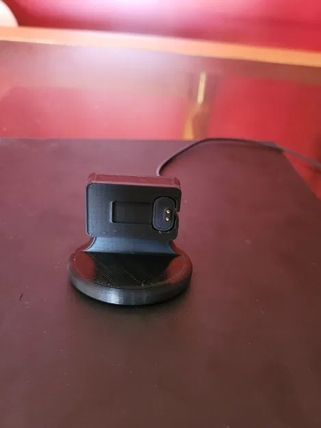 Giá đỡ ngang cho Amazfit Band 7 với cáp sạc gốc - Image 3