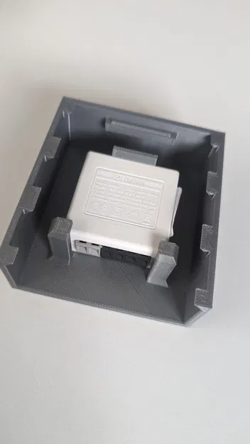 Hộp công tắc Zigbee cho tủ gương Sonoff ZBmini - Image 4