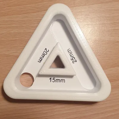 Bảng treo tay hình tam giác V2 cho tập luyện leo núi