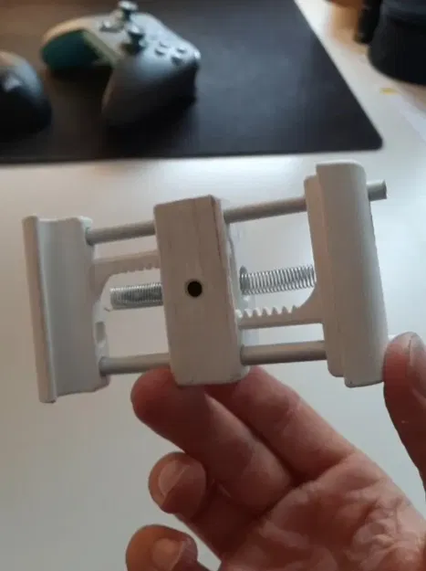 Giá đỡ điện thoại tự điều chỉnh cho xe hơi và Garmin GPS - Image 3